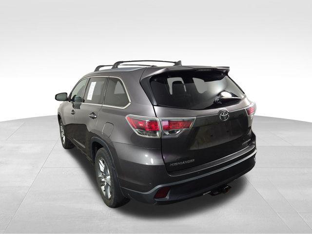 used 2015 Toyota Highlander car, priced at $16,991