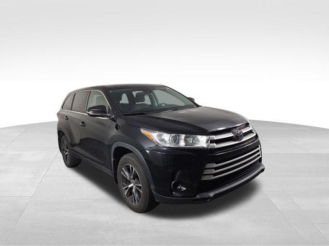 used 2019 Toyota Highlander car, priced at $20,365
