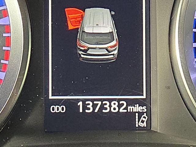 used 2019 Toyota Highlander car, priced at $20,365