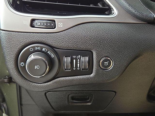 used 2021 Jeep Cherokee car, priced at $20,988