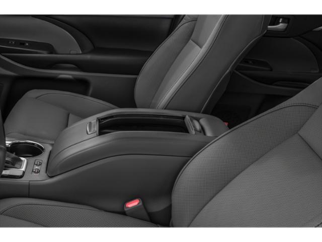 used 2019 Toyota Highlander car, priced at $29,042