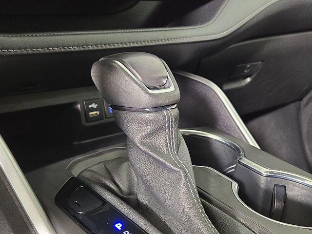 used 2022 Toyota Highlander car, priced at $37,166