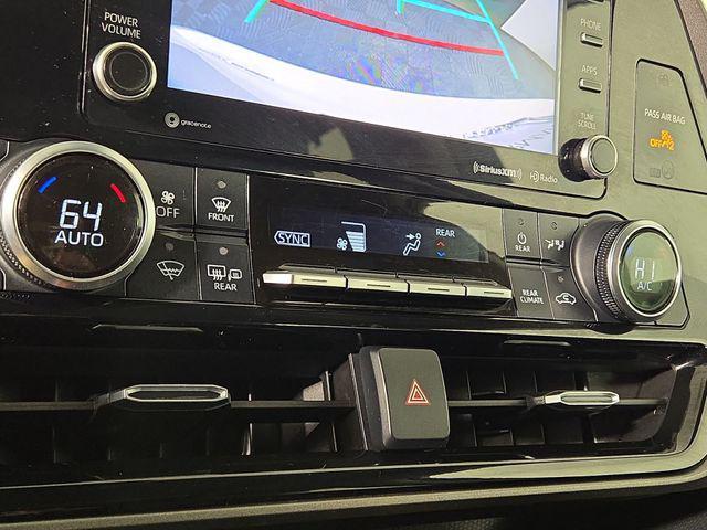 used 2022 Toyota Highlander car, priced at $37,166