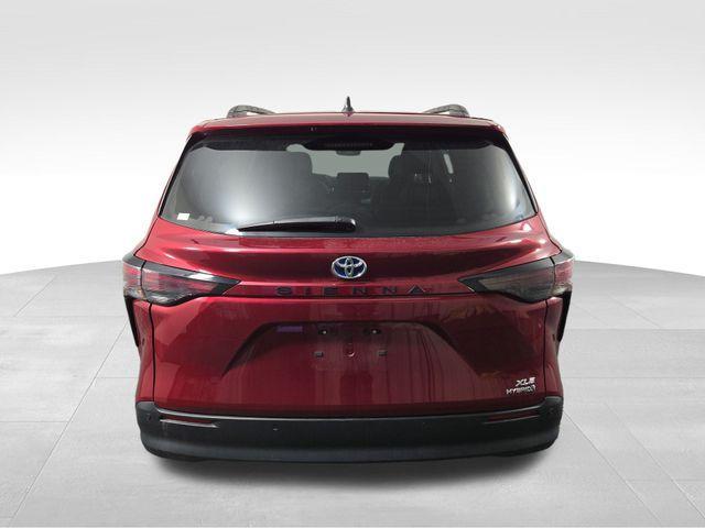 used 2023 Toyota Sienna car, priced at $33,726