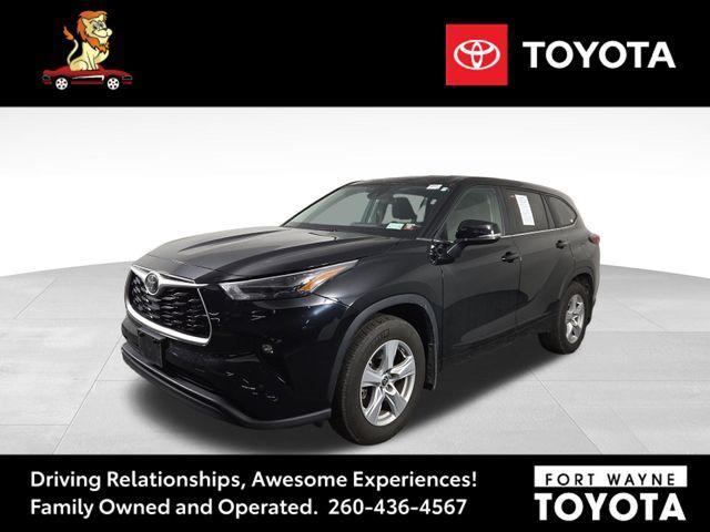 used 2023 Toyota Highlander car, priced at $33,200