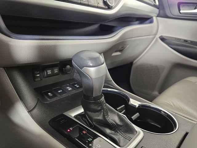 used 2018 Toyota Highlander car, priced at $24,378