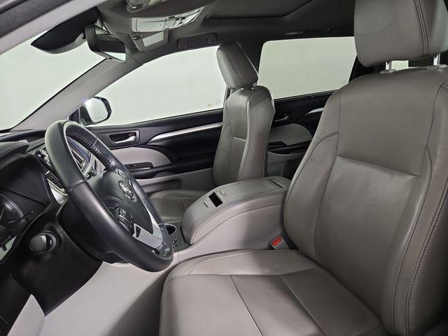 used 2018 Toyota Highlander car, priced at $24,378