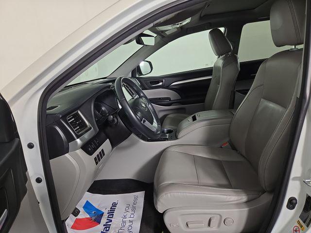 used 2018 Toyota Highlander car, priced at $24,378