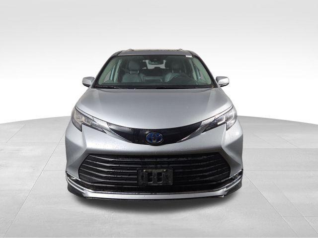used 2023 Toyota Sienna car, priced at $42,908
