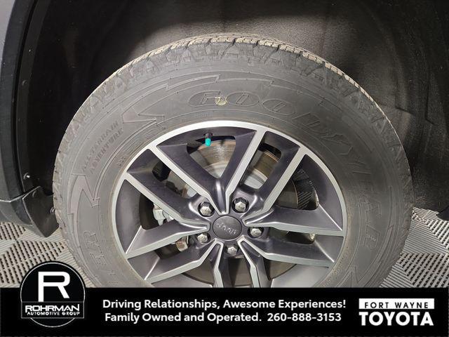 used 2020 Jeep Grand Cherokee car, priced at $23,310