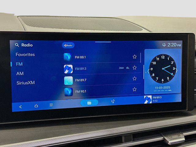 used 2024 Hyundai Santa Fe car, priced at $26,997