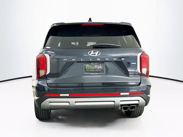 used 2025 Hyundai Palisade car, priced at $38,247