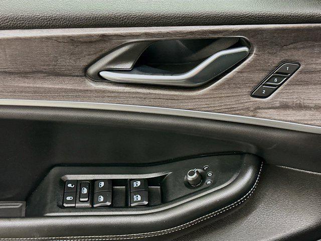 used 2024 Jeep Grand Cherokee L car, priced at $32,487