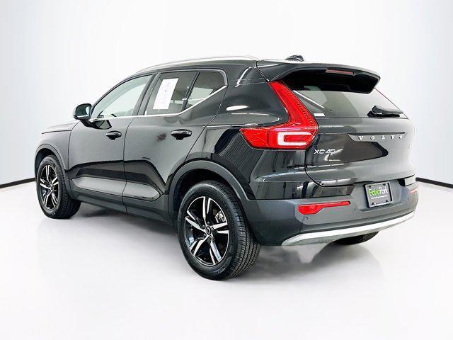 used 2025 Volvo XC40 car, priced at $28,577