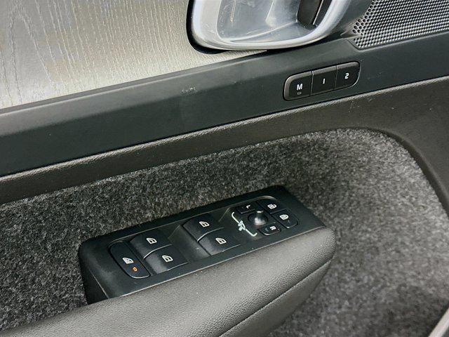 used 2025 Volvo XC40 car, priced at $28,577