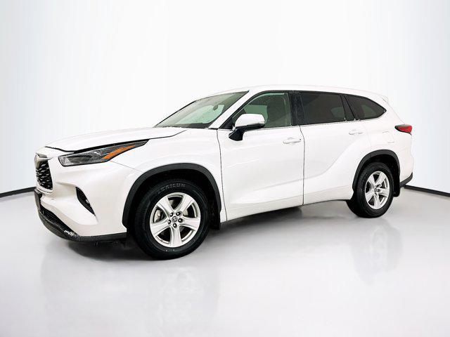 used 2023 Toyota Highlander car, priced at $33,109