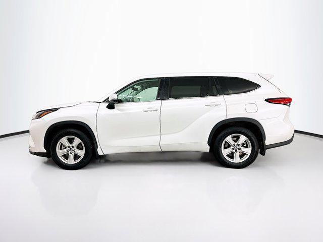 used 2023 Toyota Highlander car, priced at $33,109