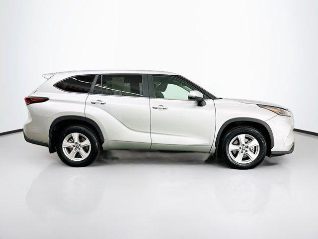 used 2024 Toyota Highlander car, priced at $34,969