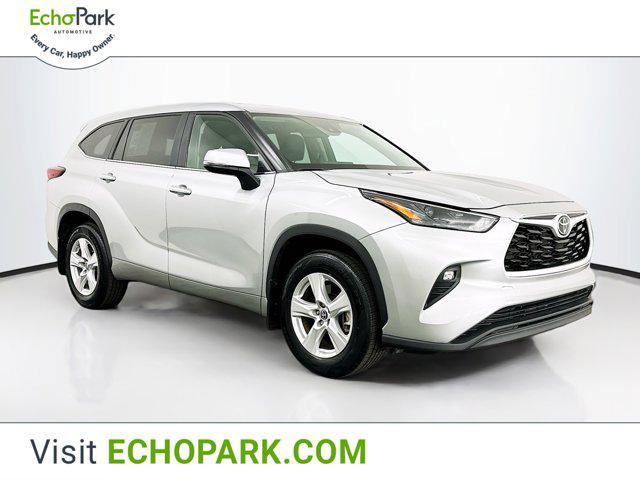 used 2024 Toyota Highlander car, priced at $34,969