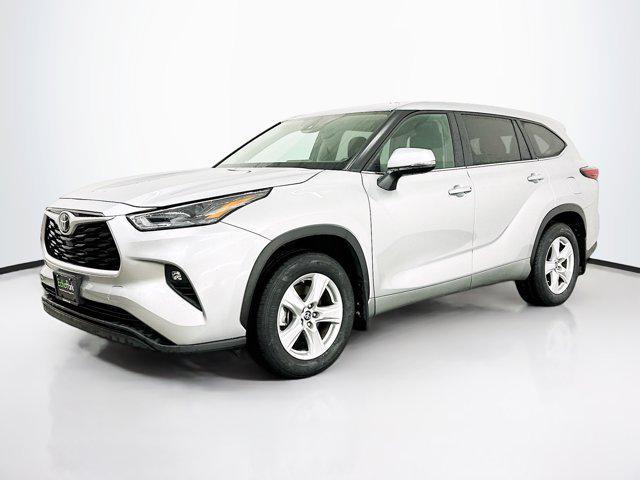 used 2024 Toyota Highlander car, priced at $38,669