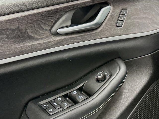 used 2023 Jeep Grand Cherokee car, priced at $29,997