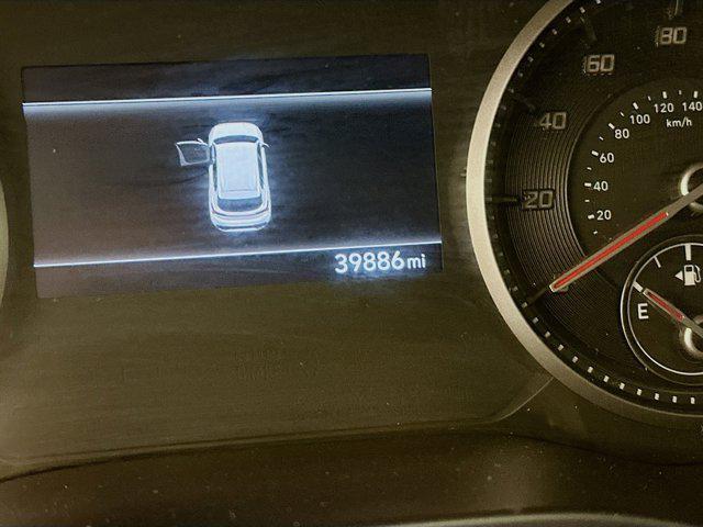 used 2023 Hyundai Santa Fe car, priced at $22,496