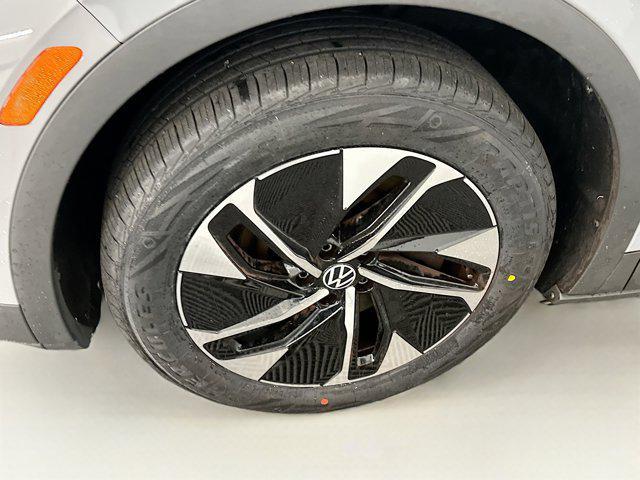 used 2022 Volkswagen ID.4 car, priced at $20,987