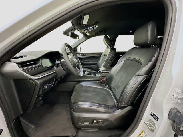 used 2024 Jeep Grand Cherokee car, priced at $31,777