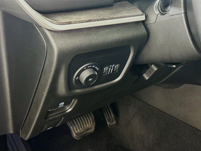 used 2024 Jeep Grand Cherokee car, priced at $33,347