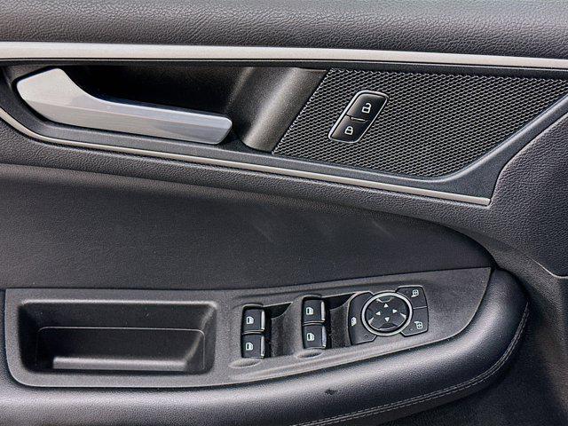 used 2023 Ford Edge car, priced at $22,287