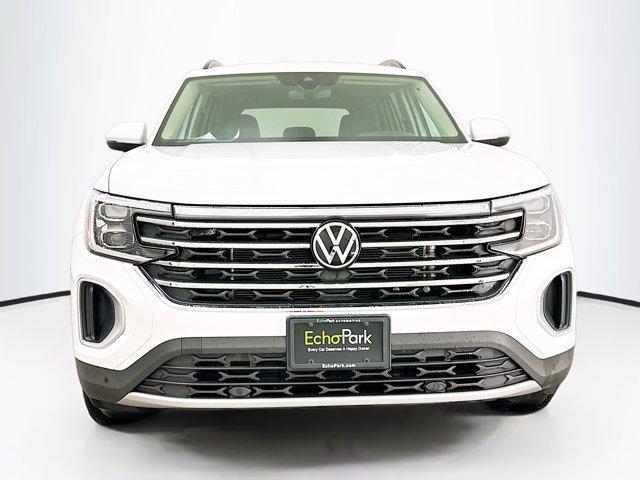 used 2024 Volkswagen Atlas car, priced at $31,379