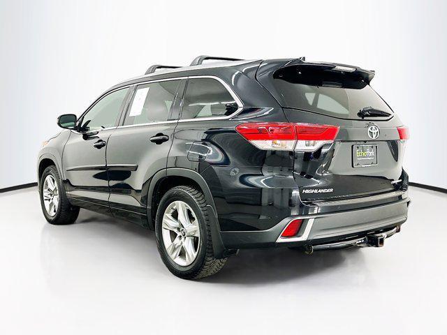 used 2017 Toyota Highlander car, priced at $26,547