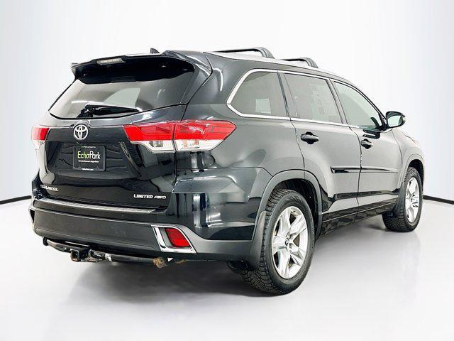 used 2017 Toyota Highlander car, priced at $26,547