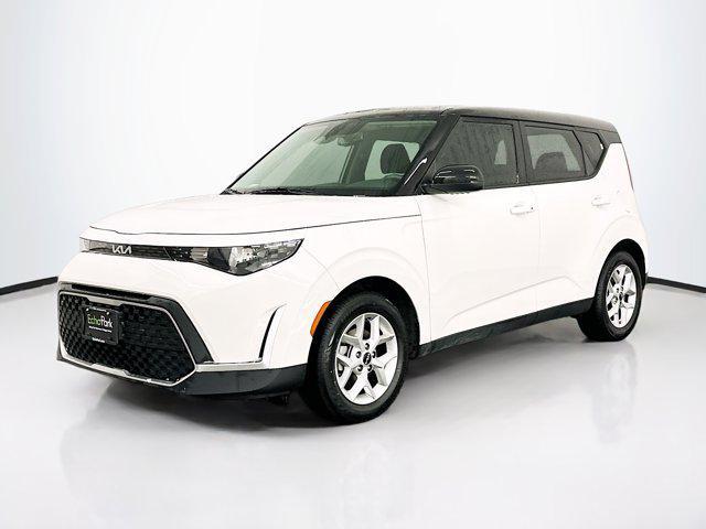 used 2023 Kia Soul car, priced at $18,369