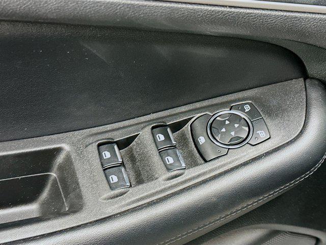 used 2023 Ford Edge car, priced at $20,997