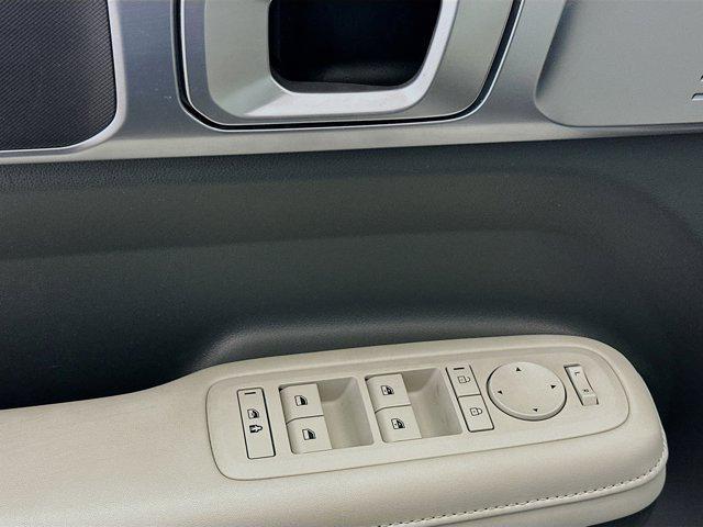 used 2024 Hyundai Santa Fe car, priced at $26,997