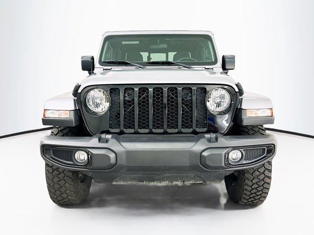 used 2021 Jeep Gladiator car, priced at $28,839