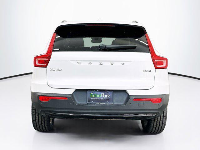 used 2025 Volvo XC40 car, priced at $30,987