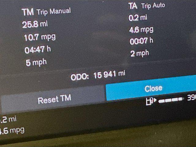 used 2025 Volvo XC40 car, priced at $30,987