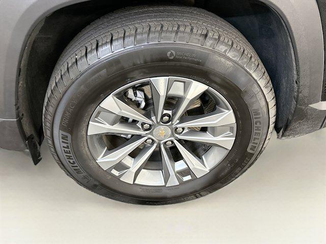 used 2025 Chevrolet Equinox car, priced at $29,497