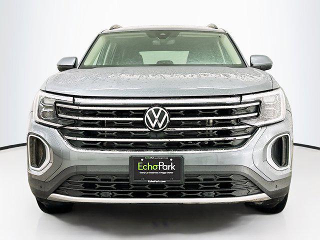 used 2024 Volkswagen Atlas car, priced at $34,769