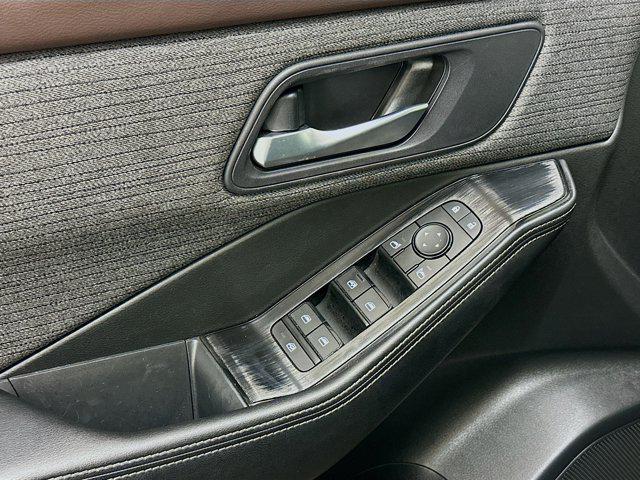 used 2023 Nissan Rogue car, priced at $21,677