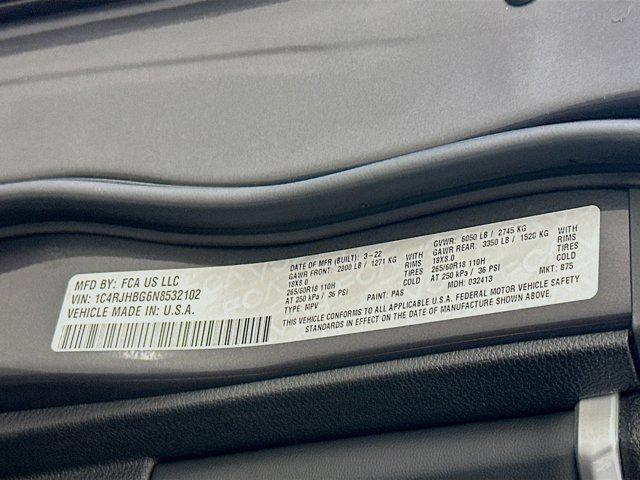 used 2022 Jeep Grand Cherokee car, priced at $28,996