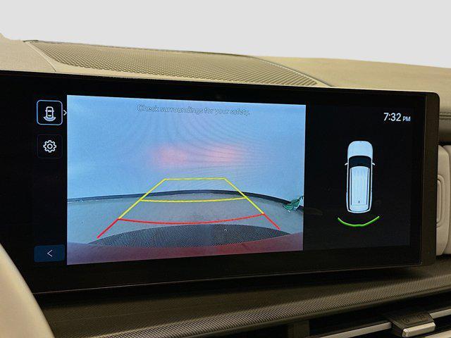 used 2024 Hyundai Santa Fe car, priced at $27,987