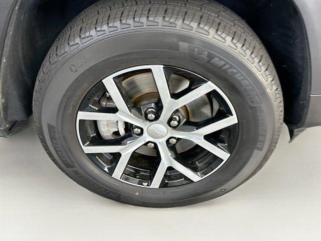 used 2024 Jeep Grand Cherokee L car, priced at $32,997