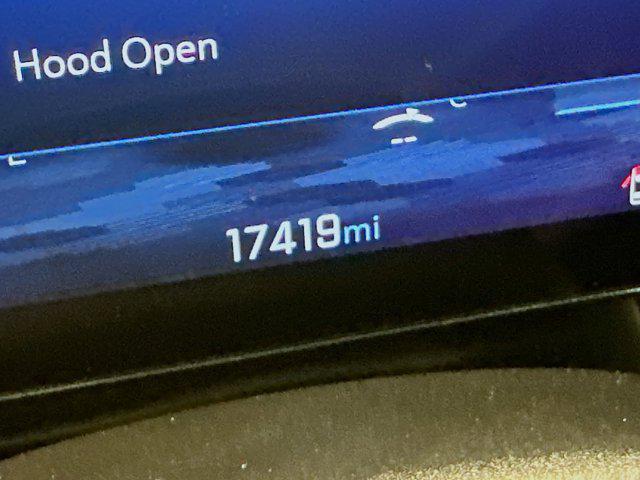 used 2025 Chevrolet Equinox car, priced at $28,997