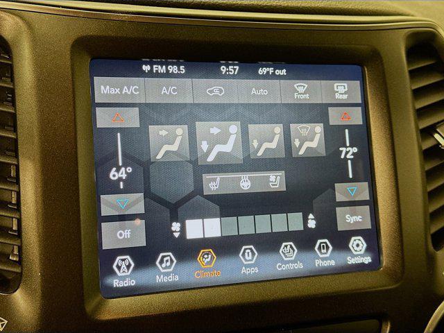 used 2019 Jeep Cherokee car, priced at $19,397