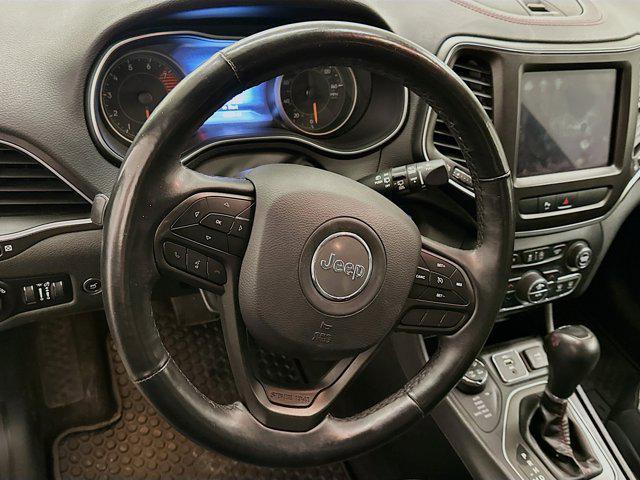 used 2019 Jeep Cherokee car, priced at $19,397