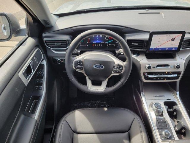 new 2024 Ford Explorer car, priced at $45,768