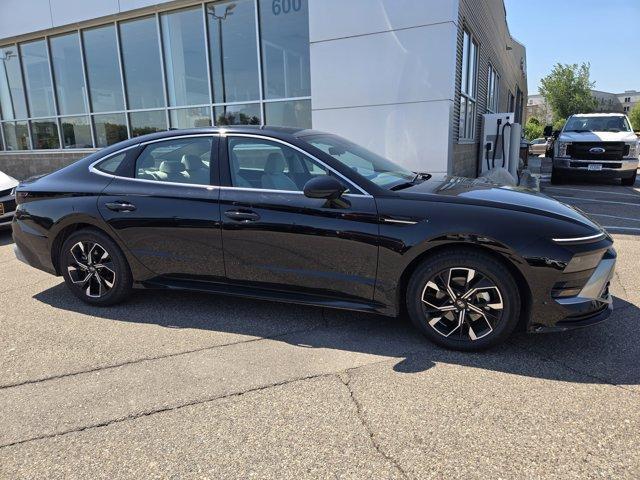 used 2025 Hyundai Sonata car, priced at $22,992